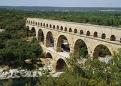 Deluxe Drivers :The Pont du Gard