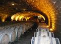 Deluxe Drivers :The cellars in Chateauneuf du Pape�